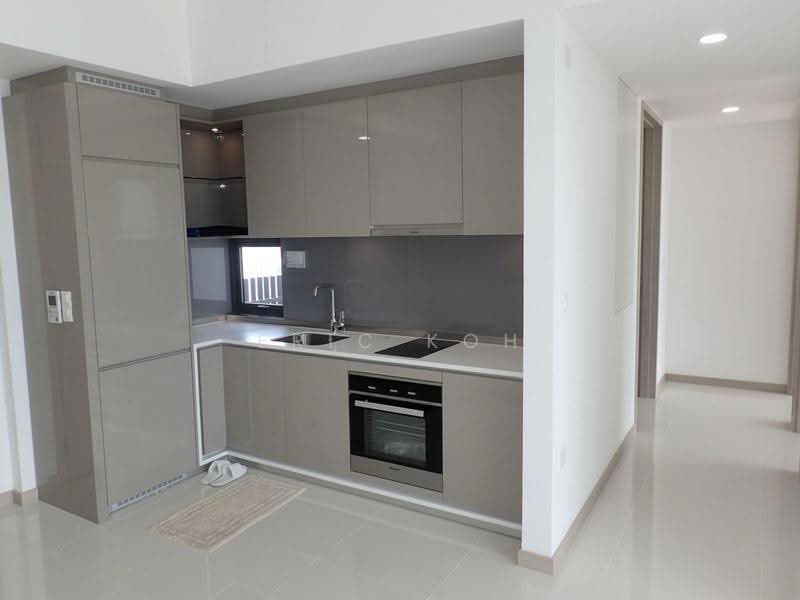 Kitchen Area / Walk Way