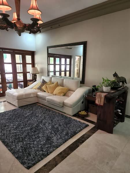 Spanish Village, 58 Farrer Road, 3 Bedrooms, 1,614 sqft, Condominium For Sale, by Tan Terence, 20532134 - PropertyGuru.com.sg