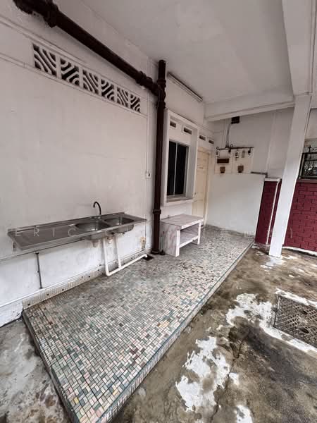 Sembawang Springs Estate, Jalan Shaer, 3 Bedrooms, 1,200 sqft, Semi-Detached House For Rent, by Eric Chua (蔡世雄), 20539327 - PropertyGuru.com.sg