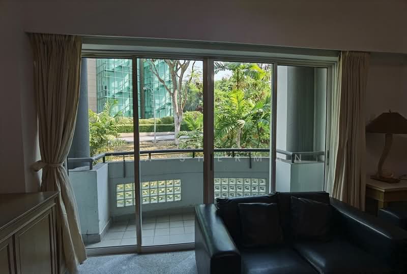Royal Palm Mansions, 330 Pasir Panjang Road, 3 Bedrooms, 1,238 sqft, Condominium For Rent, by Ella Sherman, 20545389 - PropertyGuru.com.sg