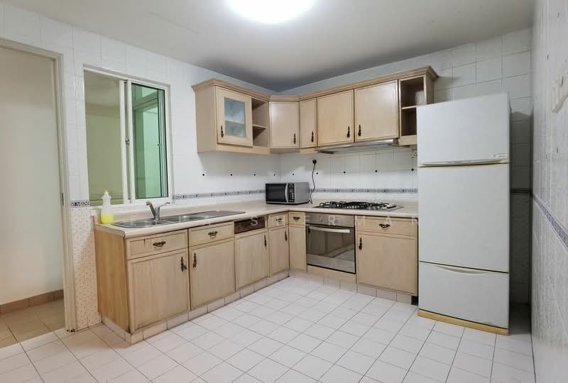 Royal Palm Mansions, 330 Pasir Panjang Road, 3 Bedrooms, 1,238 sqft, Condominium For Rent, by Ella Sherman, 20545389 - PropertyGuru.com.sg