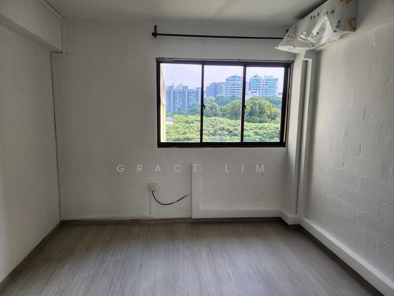 For Rent - 31 Holland Close