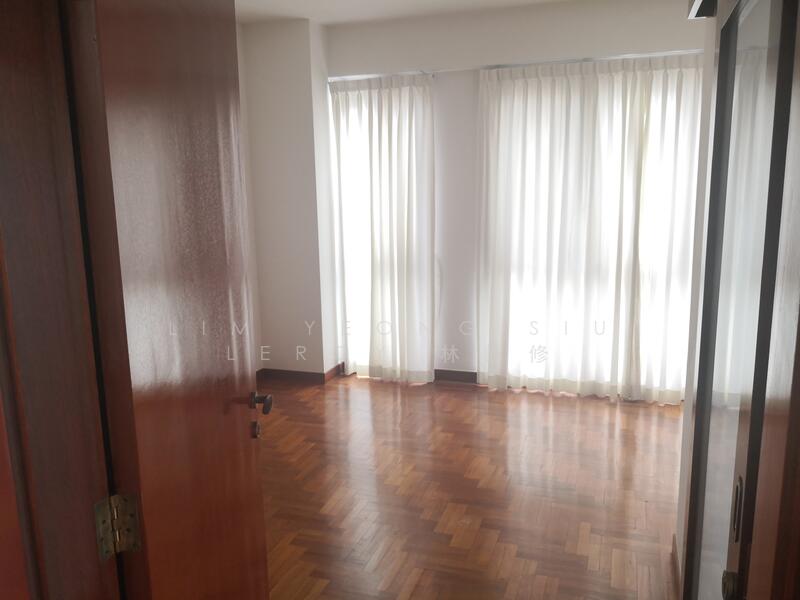 3 levels +terrace, Large renovated house, Square shaped land (RARE!), Cashew, 5 Bedrooms, 4,000 sqft, Corner Terrace For Sale, by Lim Yeong Siu Leroy 林詠修, 20548943 - Bedroom 3 (front) - PropertyGuru.com.sg