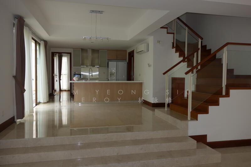3 levels +terrace, Large renovated house, Square shaped land (RARE!), Cashew, 5 Bedrooms, 4,000 sqft, Corner Terrace For Sale, by Lim Yeong Siu Leroy 林詠修, 20548943 - Living room: looking towards dining area & dry kitchen - PropertyGuru.com.sg