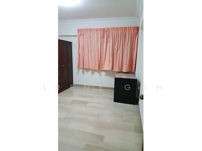 For Rent - 261 Tampines Street 21