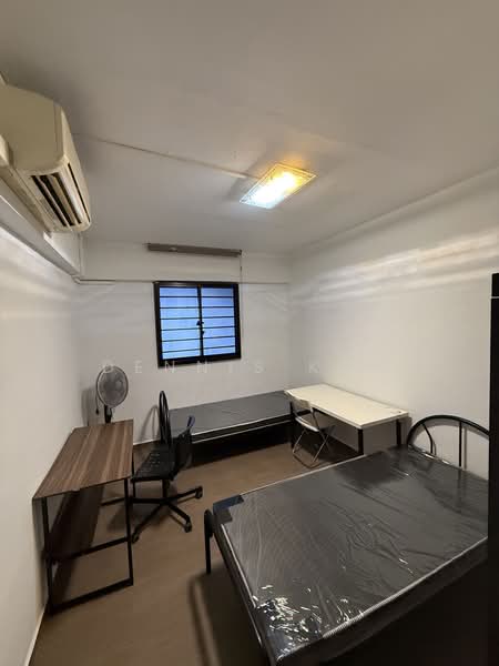 303 Clementi Avenue 4, 303 Clementi Avenue 4, Buona Vista / West Coast / Clementi New Town, 2 Bedrooms, 721 sqft, HDB Flat For Rent, by Dennis Koh, 20554742 - PropertyGuru.com.sg