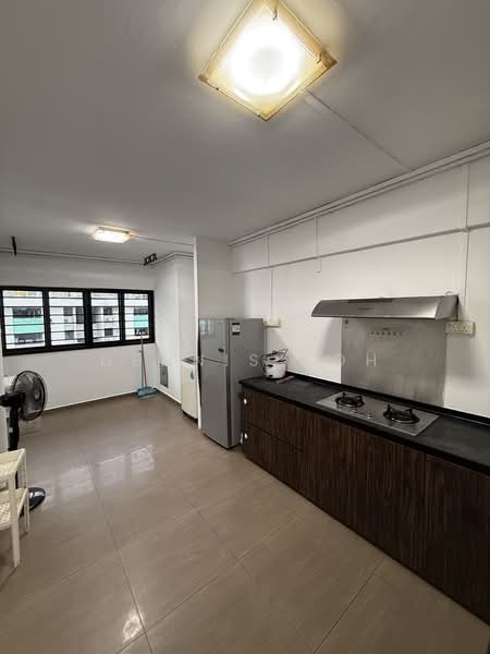 303 Clementi Avenue 4, 303 Clementi Avenue 4, Buona Vista / West Coast / Clementi New Town, 2 Bedrooms, 721 sqft, HDB Flat For Rent, by Dennis Koh, 20554742 - PropertyGuru.com.sg