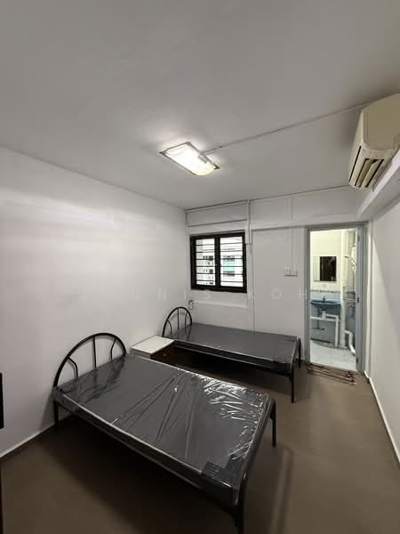 303 Clementi Avenue 4, 303 Clementi Avenue 4, Buona Vista / West Coast / Clementi New Town, 2 Bedrooms, 721 sqft, HDB Flat For Rent, by Dennis Koh, 20554742 - PropertyGuru.com.sg
