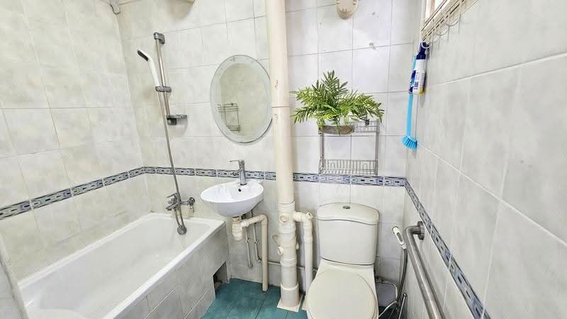 117 Bukit Merah Central, 117 Bukit Merah Central, Alexandra / Commonwealth, 3 Bedrooms, 1,259 sqft, HDB Flat For Rent, by Anthony Lim, 20554943 - PropertyGuru.com.sg