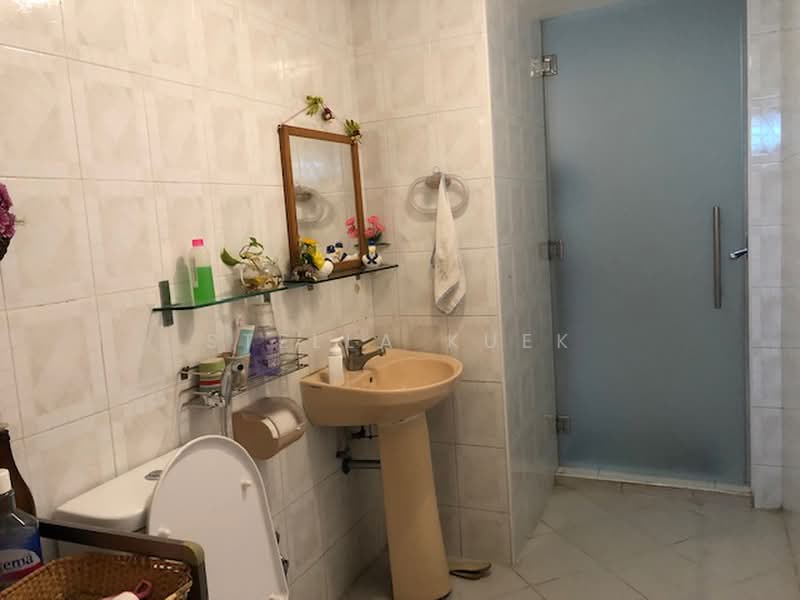 Bukit View, 144 Upper Bukit Timah Road, Room Rental, 90 sqft, Condominium For Rent, by Stella Kuek, 20563947 - PropertyGuru.com.sg