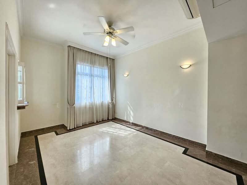 Chancery Grove, 25 Chancery Lane, 4 Bedrooms, 2,013 sqft, Cluster House For Rent, by Ella Sherman, 20564653 - PropertyGuru.com.sg