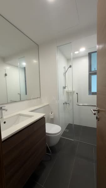 Double Bay Residences, 21 Simei Street 4, 3 Bedrooms, 1,270 sqft, Condominium For Rent, by (Lynn) Gor Mui Yee, 20569223 - PropertyGuru.com.sg