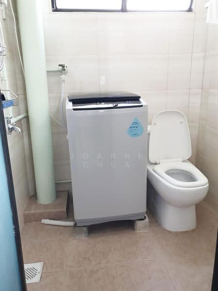 423 Bukit Batok West Avenue 2, 423 Bukit Batok West Avenue 2, Dairy Farm / Bukit Panjang / Choa Chu Kang, 2 Bedrooms, 732 sqft, HDB Flat For Rent, by Joanne Chua 蔡蕙励, 20575241 - PropertyGuru.com.sg