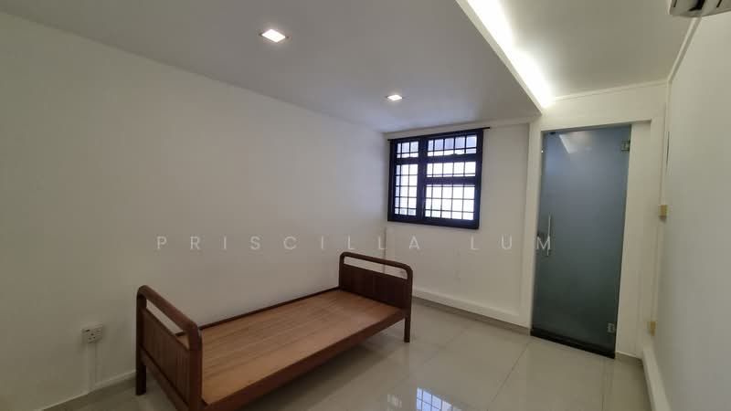 25 Toa Payoh East, 25 Toa Payoh East, 3 Bedrooms, 721 sqft, HDB Flat For Rent, by Priscilla Lum, 20577810 - Master bedroom - PropertyGuru.com.sg