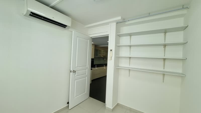 25 Toa Payoh East, 25 Toa Payoh East, 3 Bedrooms, 721 sqft, HDB Flat For Rent, by Priscilla Lum, 20577810 - store / 3rd bedroom - PropertyGuru.com.sg