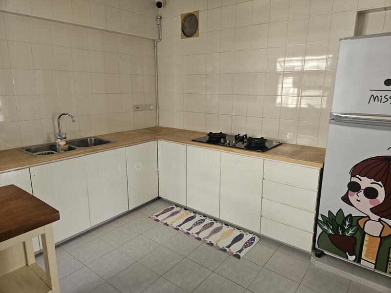 For Rent - 220C Bedok Central