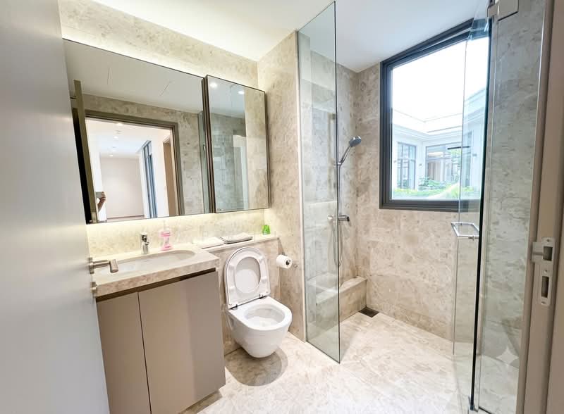 Riversails, 8 Upper Serangoon Crescent, 3 Bedrooms, 947 sqft, Condominium For Rent, by April Liu, 20585519 - Master bathroom - PropertyGuru.com.sg