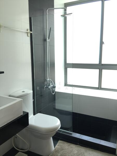 Newton Edge, 1 Makeway Ave, 2 Bedrooms, 700 sqft, Condominium For Rent, by Paew Parichart Vongvitavat, 20593311 - PropertyGuru.com.sg