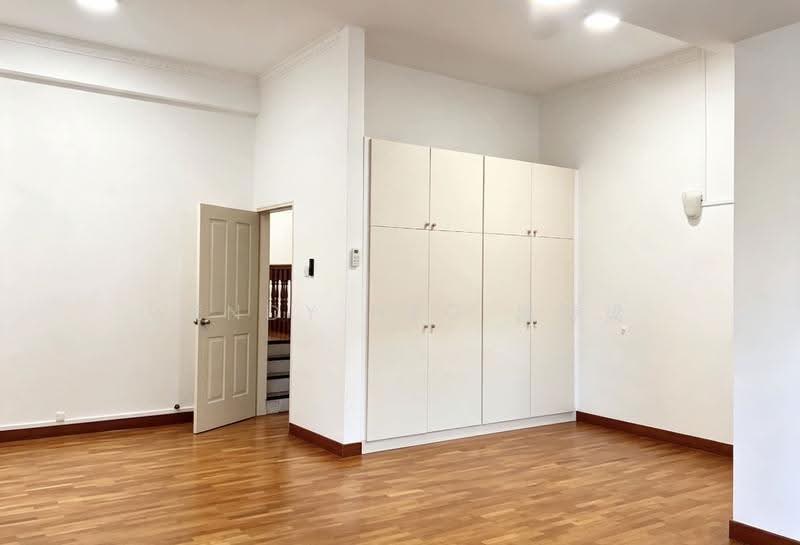 Fernhill Court Condo, 60 Fernhill Road, Tanglin / Holland / Bukit Timah, 3 Bedrooms, 2,486 sqft, Condominium For Rent, by Wendy Neo 温蒂梁, 20595512 - PropertyGuru.com.sg