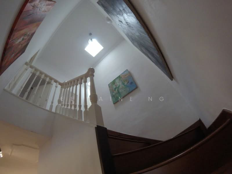 Dunearn Estate, , 7 Bedrooms, 4,000 sqft, Semi-Detached House For Rent, by Ee Laine Ng, 20595553 - stairways - PropertyGuru.com.sg