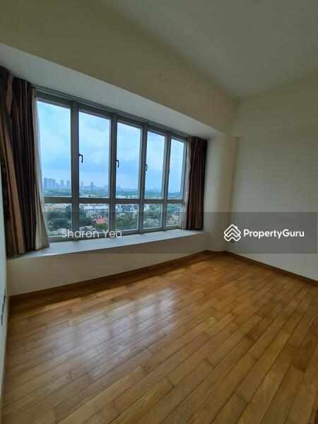 Spacious Master Bedroom 