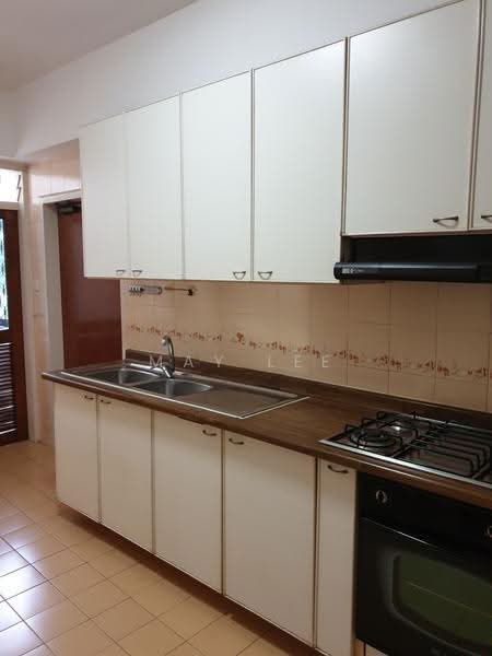 Clementi Park, 135 Sunset Way, Clementi Park / Upper Bukit Timah, 3 Bedrooms, 1,872 sqft, Condominium For Rent, by May Lee, 20610889 - PropertyGuru.com.sg