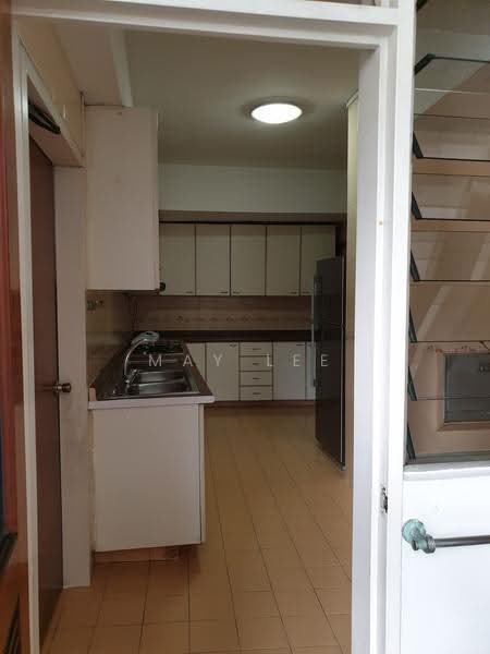 Clementi Park, 135 Sunset Way, Clementi Park / Upper Bukit Timah, 3 Bedrooms, 1,872 sqft, Condominium For Rent, by May Lee, 20610889 - PropertyGuru.com.sg