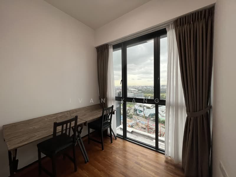 J Gateway, 2 Gateway Drive, 3 Bedrooms, 947 sqft, Condominium For Rent, by Ivan Kang, 20619875 - PropertyGuru.com.sg