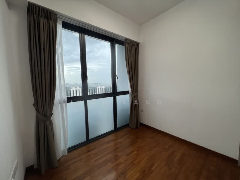 J Gateway, 2 Gateway Drive, 3 Bedrooms, 947 sqft, Condominium For Rent, by Ivan Kang, 20619875 - PropertyGuru.com.sg