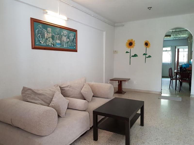118 Ang Mo Kio Avenue 4, 118 Ang Mo Kio Avenue 4, Ang Mo Kio / Bishan / Thomson, 2 Bedrooms, 785 sqft, HDB Flat For Rent, by Stella Kuek, 20626773 - Living Hall View 3 - PropertyGuru.com.sg