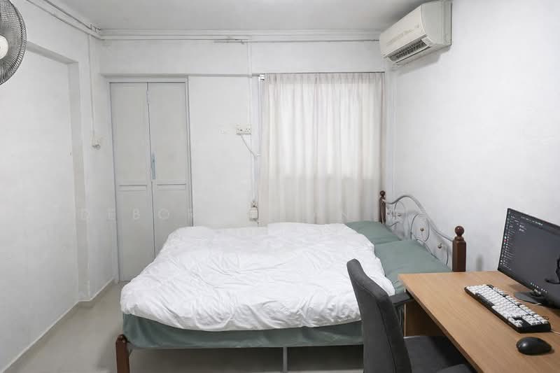 210 Serangoon Central, 210 Serangoon Central, 1 Bedroom, 200 sqft, HDB Flat For Rent, by Deborah Tan 陈素玲, 20629835 - PropertyGuru.com.sg