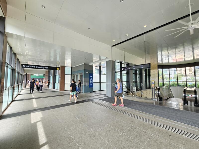 Great World mall Exit 2