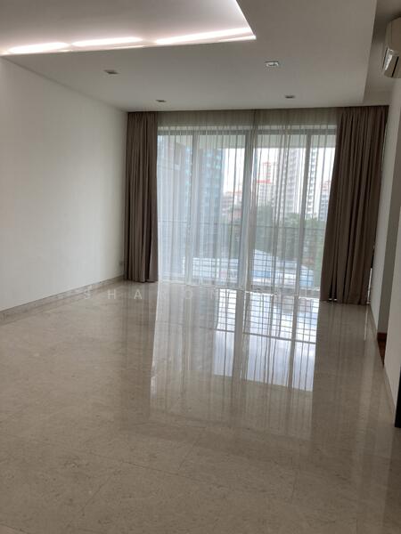 spacious bright and airy living/dining