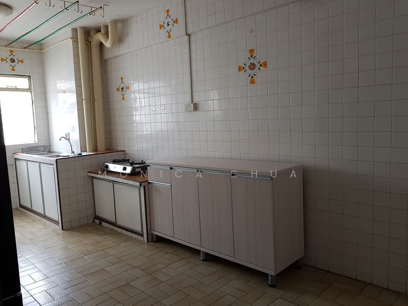 208 Bukit Batok Street 21, 208 Bukit Batok Street 21, 2 Bedrooms, 800 sqft, HDB Flat For Rent, by Monica Chua, 20634717 - PropertyGuru.com.sg