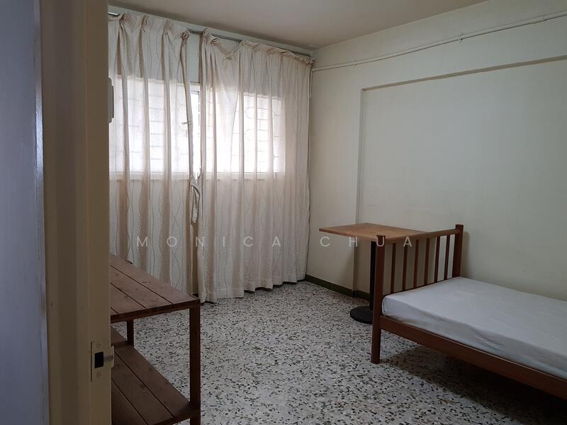 208 Bukit Batok Street 21, 208 Bukit Batok Street 21, 2 Bedrooms, 800 sqft, HDB Flat For Rent, by Monica Chua, 20634717 - PropertyGuru.com.sg