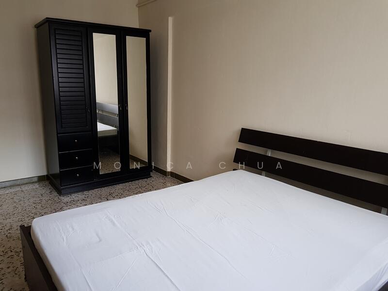 208 Bukit Batok Street 21, 208 Bukit Batok Street 21, 2 Bedrooms, 800 sqft, HDB Flat For Rent, by Monica Chua, 20634717 - PropertyGuru.com.sg