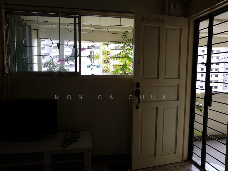208 Bukit Batok Street 21, 208 Bukit Batok Street 21, 2 Bedrooms, 800 sqft, HDB Flat For Rent, by Monica Chua, 20634717 - PropertyGuru.com.sg