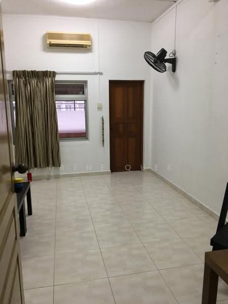 82 Tiong Poh Road, 82 Tiong Poh Road, Alexandra / Commonwealth, 3 Bedrooms, 1,100 sqft, HDB Flat For Rent, by Irene Quek, 20639320 - room 2 - PropertyGuru.com.sg