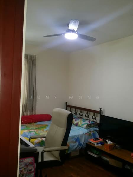 Rio Vista, 10 Upper Serangoon View, 3 Bedrooms, 1,248 sqft, Condominium For Rent, by June Wong, 20639453 - PropertyGuru.com.sg