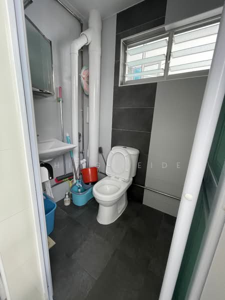 233 Serangoon Avenue 3, 233 Serangoon Avenue 3, Room Rental, 100 sqft, HDB Flat For Rent, by Ching Weide, 20641279 - PropertyGuru.com.sg