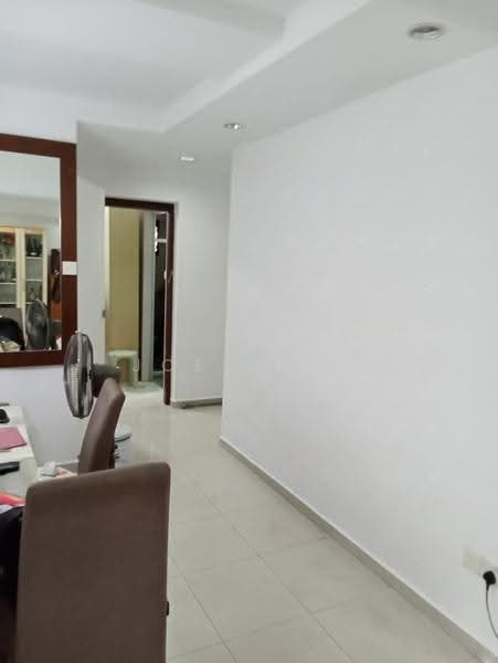 678 Choa Chu Kang Crescent, 678 Choa Chu Kang Crescent, Dairy Farm / Bukit Panjang / Choa Chu Kang, 3 Bedrooms, 1,002 sqft, HDB Flat For Rent, by Joe Leow, 20647079 - Dining Room - PropertyGuru.com.sg