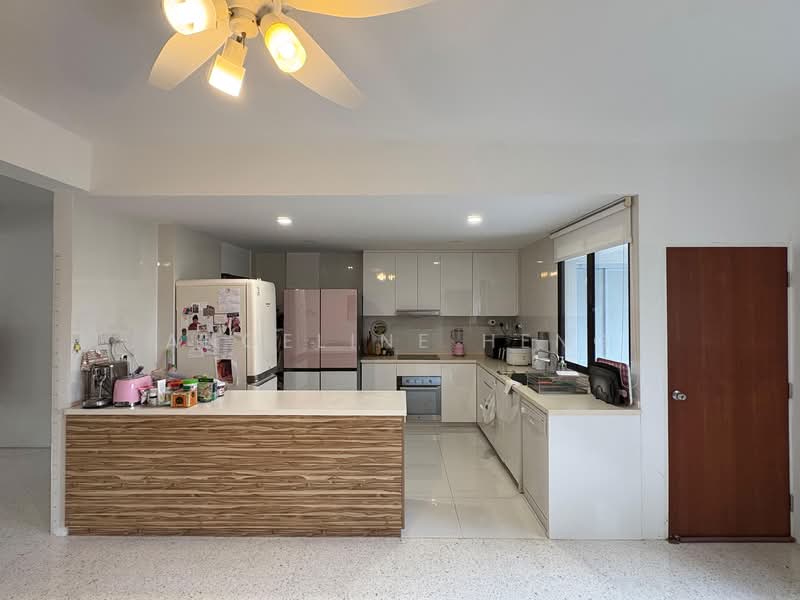 Grange Heights, 15 Saint Thomas Walk, 3 Bedrooms, 1,800 sqft, Apartment For Rent, by Angeline Heng, 20649154 - PropertyGuru.com.sg