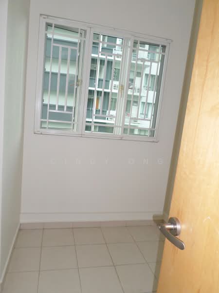 De Paradiso, 20 Martaban Road, 2 Bedrooms, 1,238 sqft, Condominium For Rent, by Cindy Ong, 20652303 - Utility/Maid room - PropertyGuru.com.sg