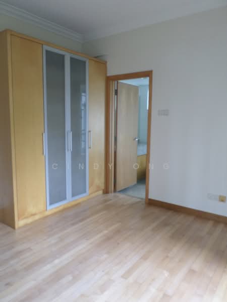 De Paradiso, 20 Martaban Road, 2 Bedrooms, 1,238 sqft, Condominium For Rent, by Cindy Ong, 20652303 - Master bedroom built in cabinet with drawers - PropertyGuru.com.sg