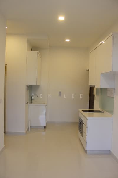 Urban Vista, 2 Tanah Merah Kechil Link, 1 Bedroom, 441 sqft, Condominium For Rent, by Ben Lee, 20657866 - Living/Kitchen - PropertyGuru.com.sg