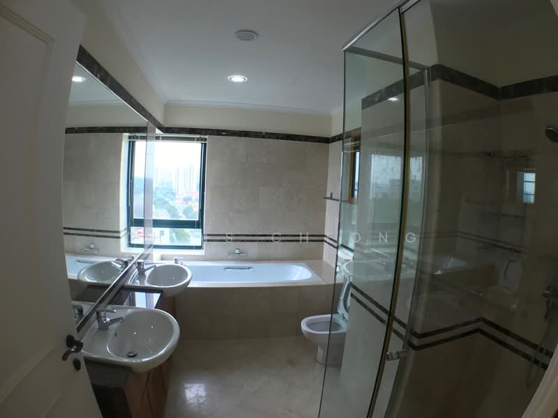 Camelot By-The-Water, 110 Tanjong Rhu Road, 4 Bedrooms, 3,035 sqft, Condominium For Rent, by Chris Cheong, 20657880 - Master bathroom  - PropertyGuru.com.sg