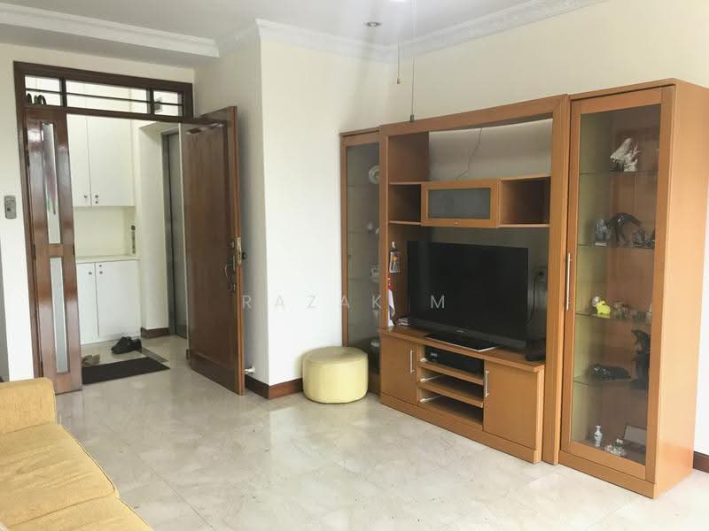 Palm Gardens, 2A Hong San Walk, Dairy Farm / Bukit Panjang / Choa Chu Kang, 2 Bedrooms, 980 sqft, Condominium For Rent, by Razak ., 20664096 - living room - PropertyGuru.com.sg