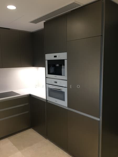 Cairnhill Nine, 9 Cairnhill Road, 2 Bedrooms, 1,033 sqft, Condominium For Rent, by Zac Teo, 20667144 - PropertyGuru.com.sg