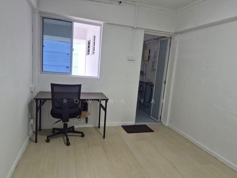 606 Bedok Reservoir Road, 606 Bedok Reservoir Road, Bedok / Upper East Coast, 2 Bedrooms, 721 sqft, HDB Flat For Rent, by Rowena Yap, 20668919 - Study - PropertyGuru.com.sg