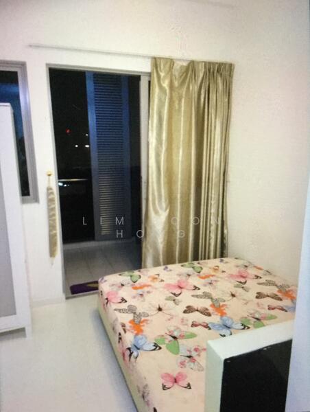 #1 Suites (One Suites), 1 Lorong 20 Geylang, Room Rental, 300 sqft, Condominium For Rent, by Lim Boon Hong, 20669774 - PropertyGuru.com.sg